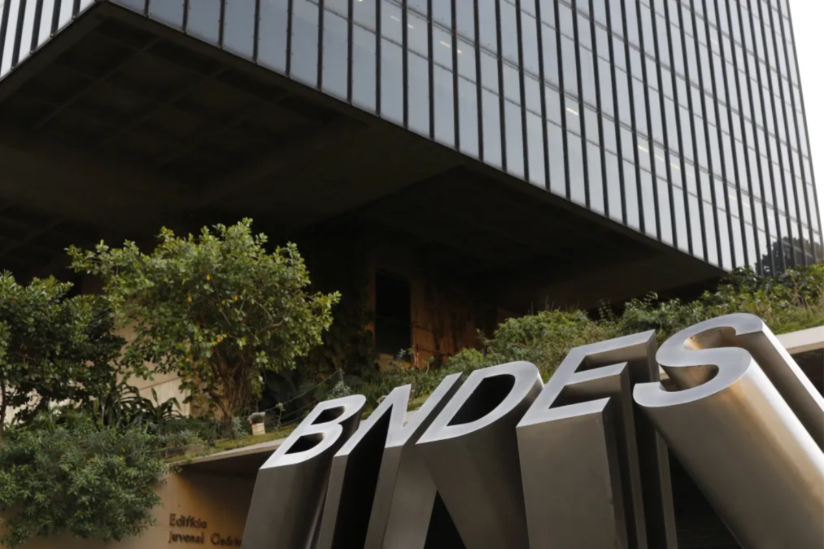 BNDES Confirma Concurso em 2024 para 150 Vagas com Salário Inicial de R ...